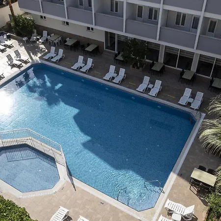 Spring Ξενοδοχείο 3*